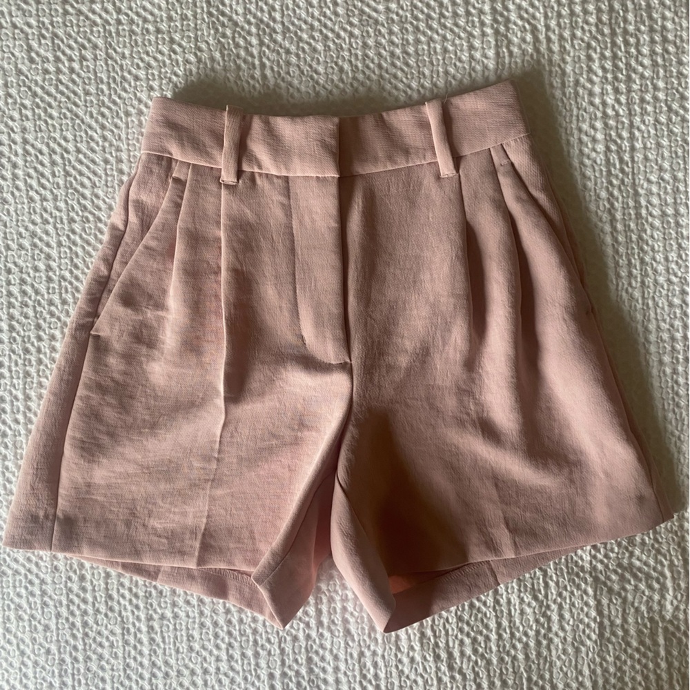 Wilfred pleated shorts